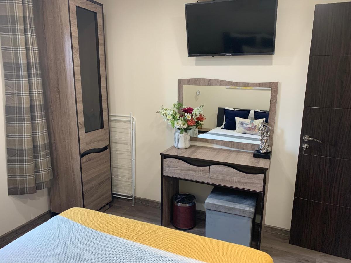 Apartment Zdravets 2, In The Heart Of The Old City Veliko Tŭrnovo Eksteriør bilde